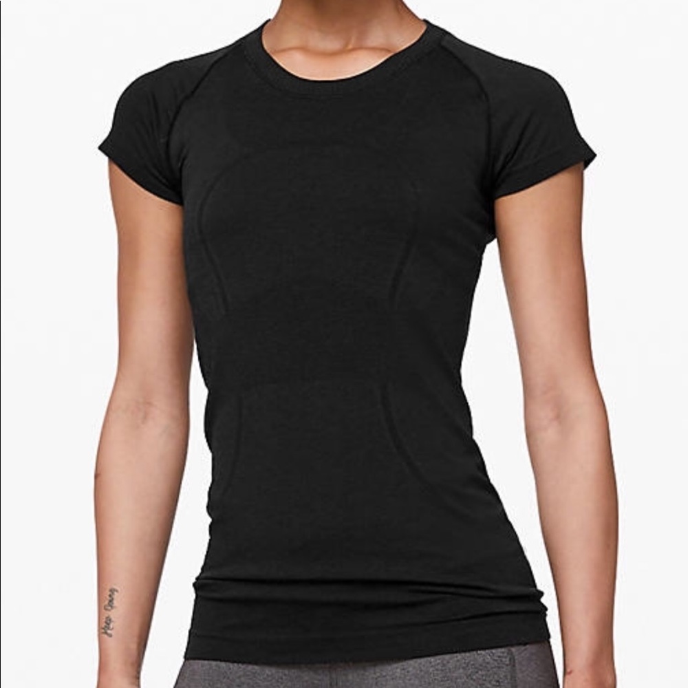 Lulu Lemon Swiftly Tech short sleeve crew